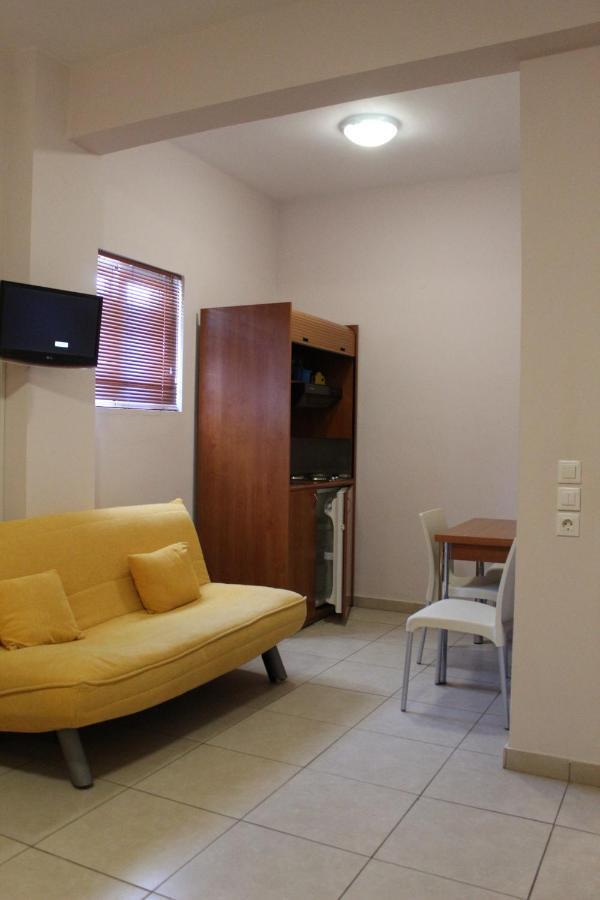 Hotel Apanema Vivari Bagian luar foto
