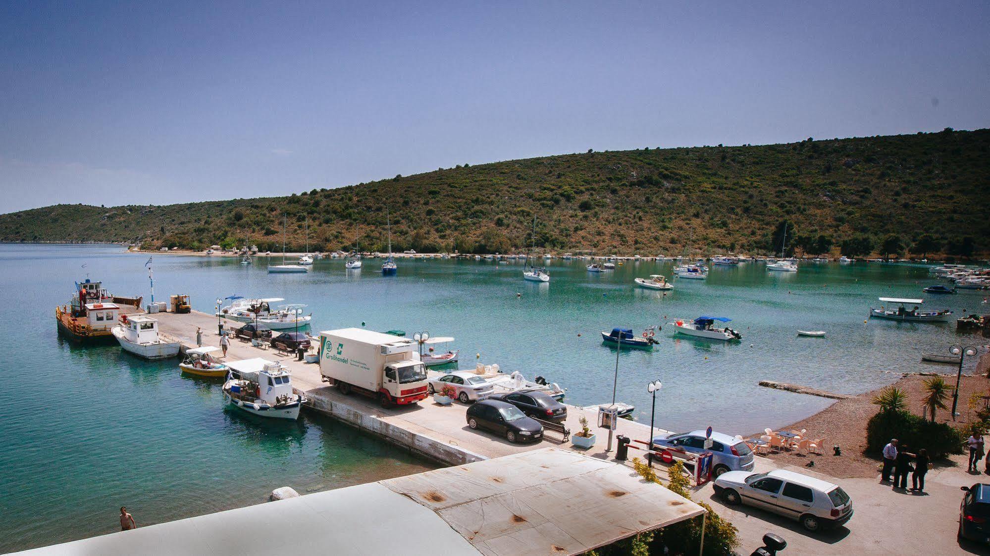 Hotel Apanema Vivari Bagian luar foto