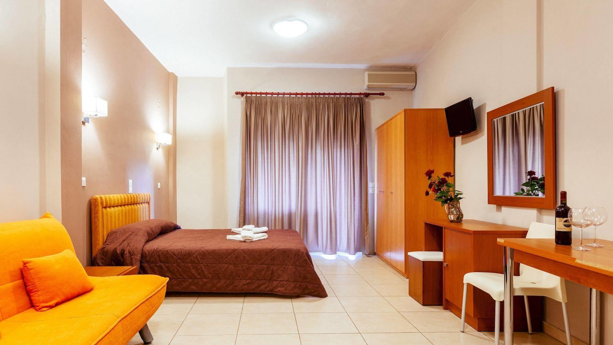 Hotel Apanema Vivari Bagian luar foto